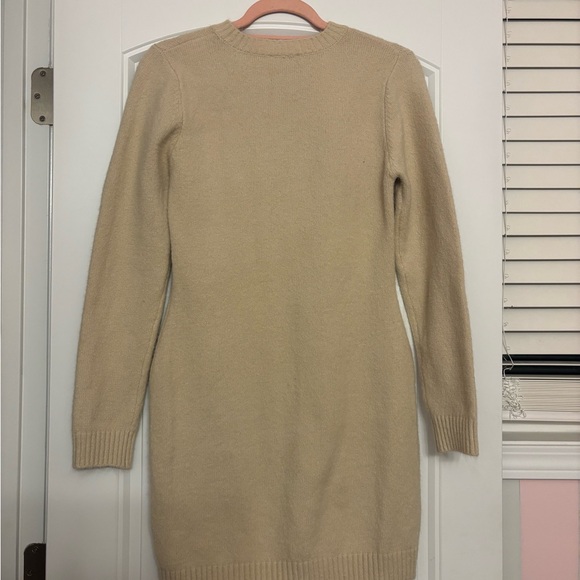 Gilli Beige Long Sleeve Dress - Picture 3 of 3